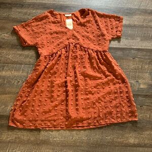 Size XL dress. Smoke free, pet friendly home.